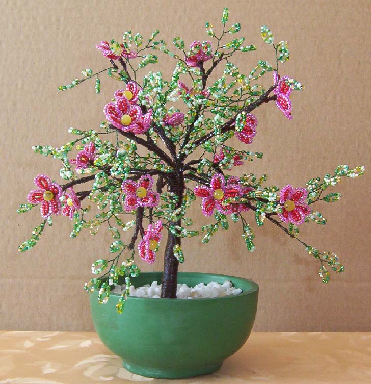 N°854 arbre grappe mauve pot carré violet