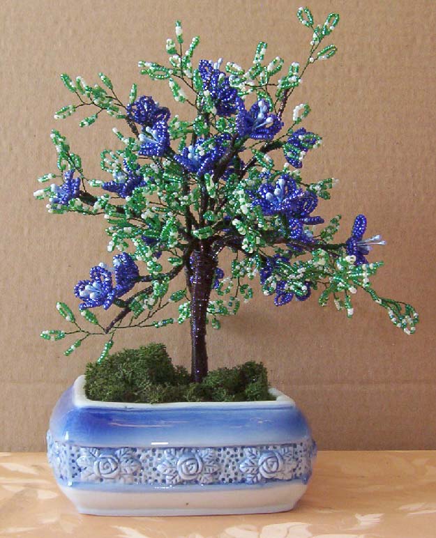N°854 arbre grappe mauve pot carré violet