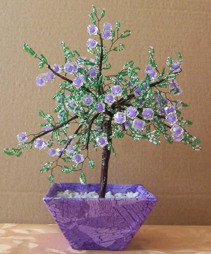 N°854 arbre grappe mauve pot carré violet