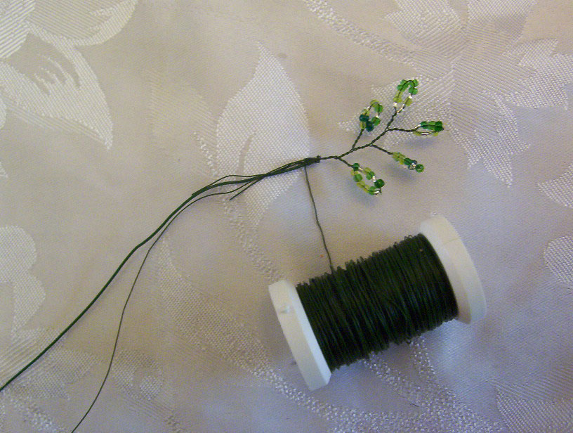8.Enrouler le fil sur environ 1 cm